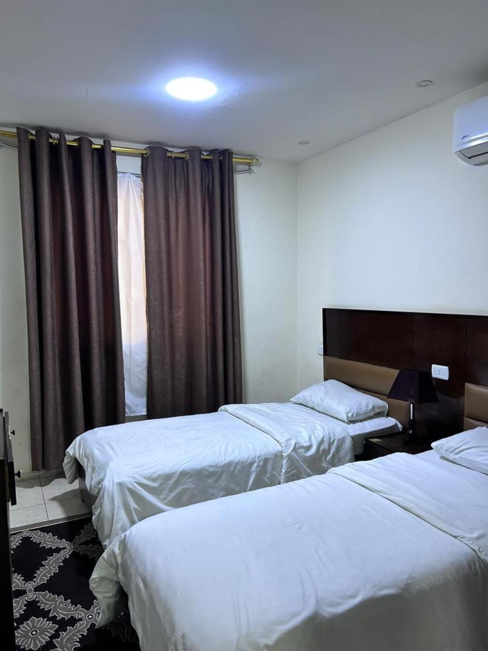 Robou Al Sharq Aparthotel Amman Ngoại thất bức ảnh