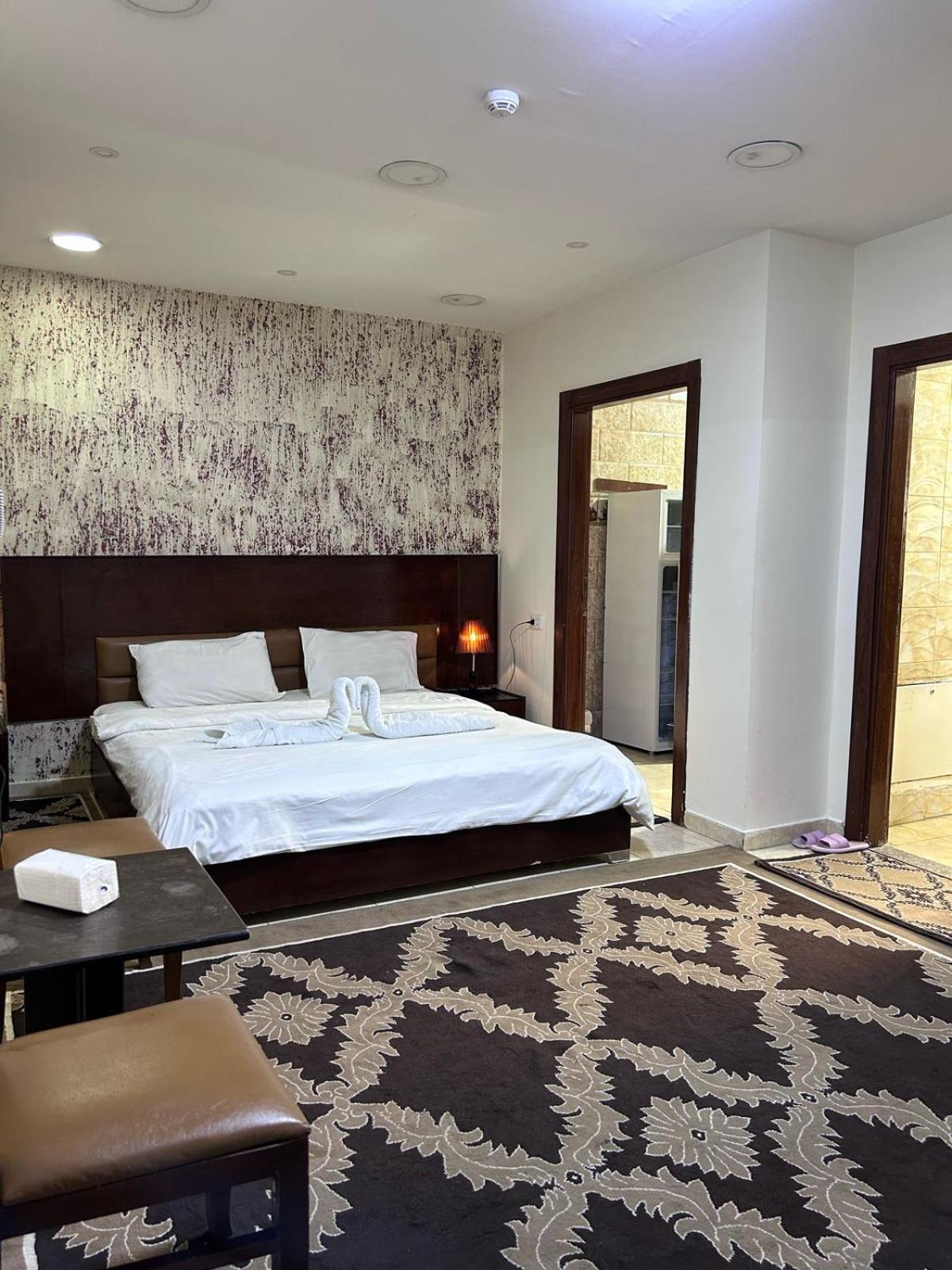 Robou Al Sharq Aparthotel Amman Ngoại thất bức ảnh